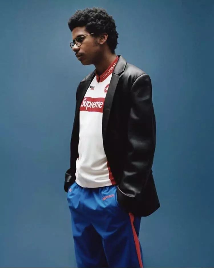 每次这么出去骑车，你不尴尬么？！