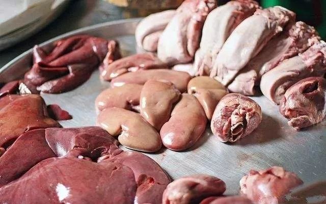 总觉得口干舌燥中医原因,总是口干舌燥应该看什么科