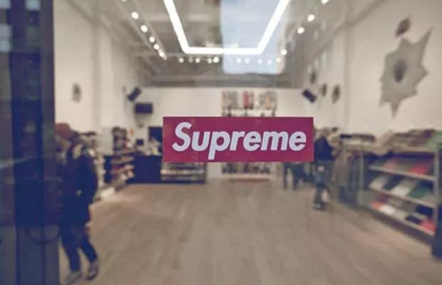 Supreme连续两年位列假货搜索量榜首;超四成中产女性收入年增约20% |「潮流Dim Sum」 Vol.145