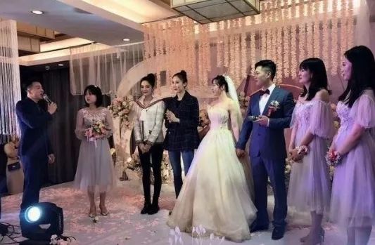 古力娜扎当伴娘现场,古力娜扎伴娘演戏完整版