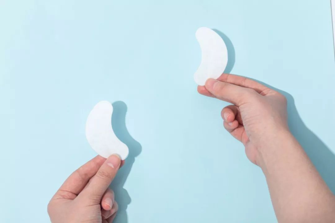 玻尿酸焕肤微晶法令纹贴 (法令纹用一支玻尿酸够了没有)