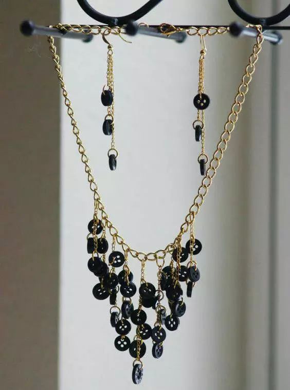 废旧纽扣可以怎样利用,废弃纽扣的利用