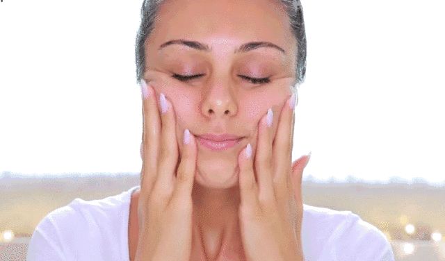 这些奇葩式糊面膜法，你快放弃吧！