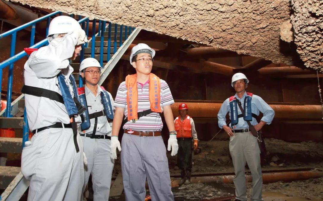 “80后”教授级高工书写建造奇迹|优秀校友景强的桥梁情结