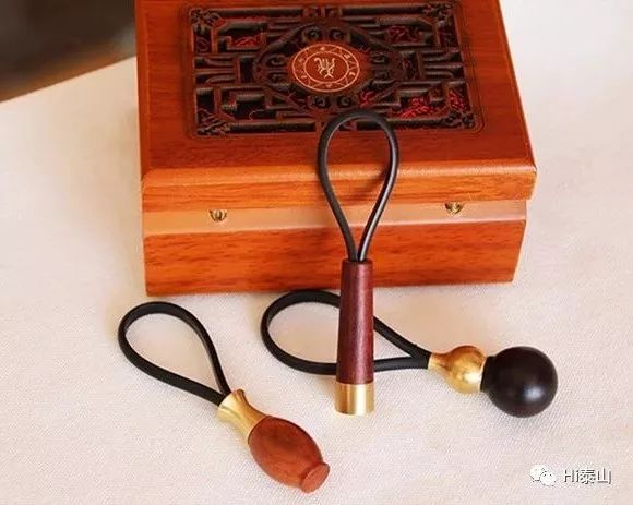 碧霞元君泰山奶奶挂件,泰山玉挂件泰山石敢当