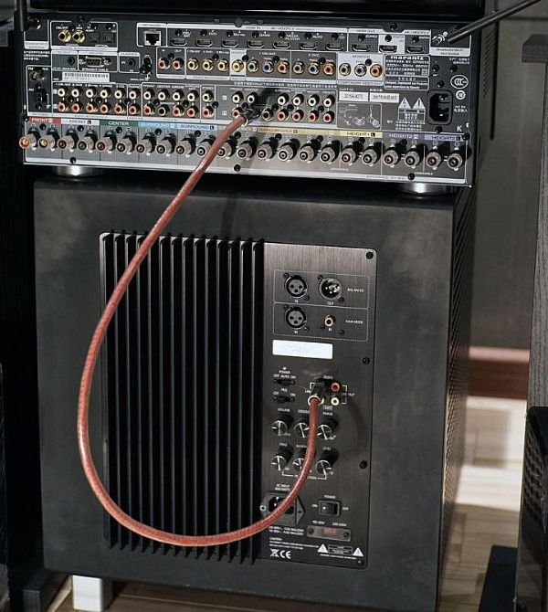 家庭影院连接电视教程,如何使用自己的家庭影院