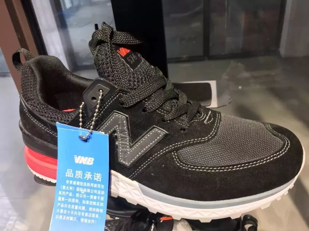 耐克运动鞋49元一双 (耐克运动鞋298元只卖一天)