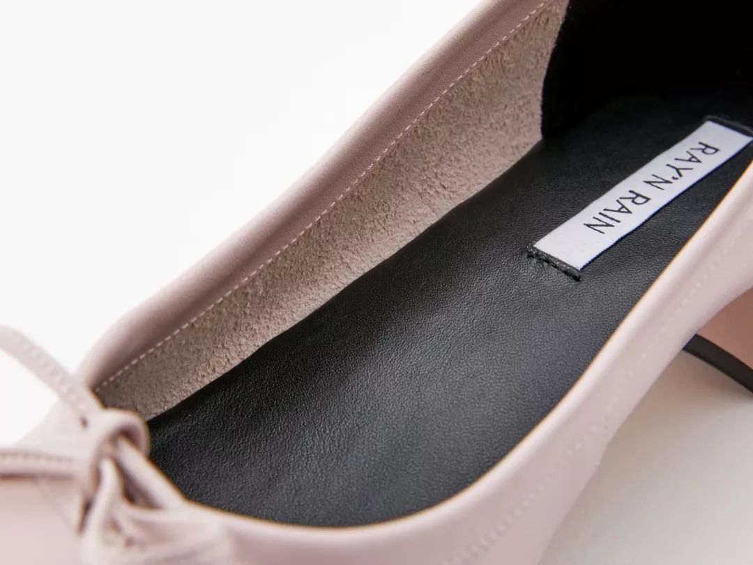 天呐，这个鞋子好舒服！