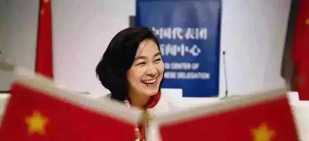 华春莹外交霸气回应,华春莹回应外交问题