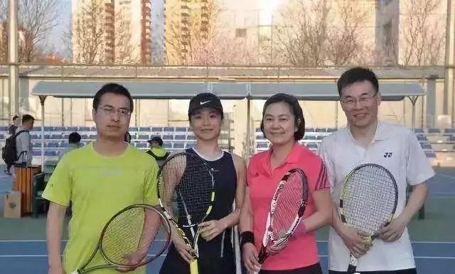 华春莹外交霸气回应,华春莹回应外交问题