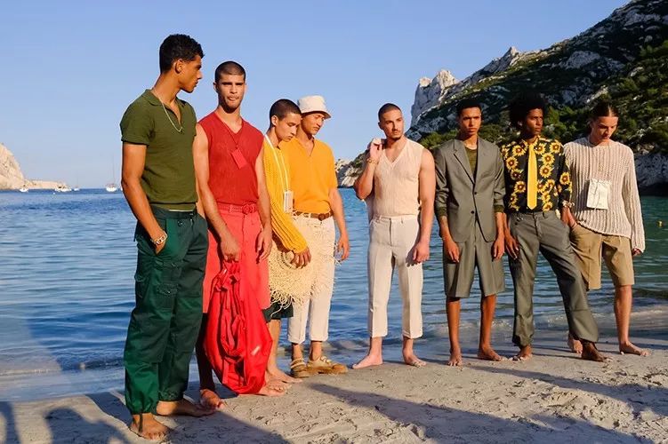 男装新年新款,男装青春时尚品牌