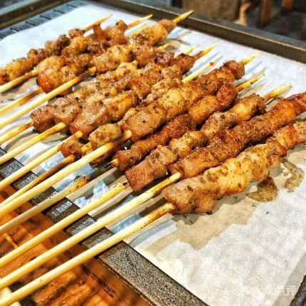 鲜城探店|石家庄这几家爆火的撸串儿店，吃一口让你欲罢不能！！