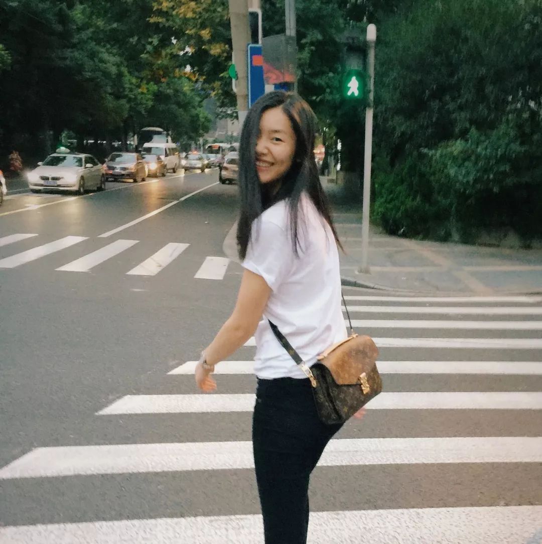 最近很火的一款包,今年爆火的包