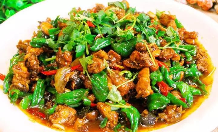 探秘山东的“齐鲁辣城”，有道菜居然能battle过川菜！