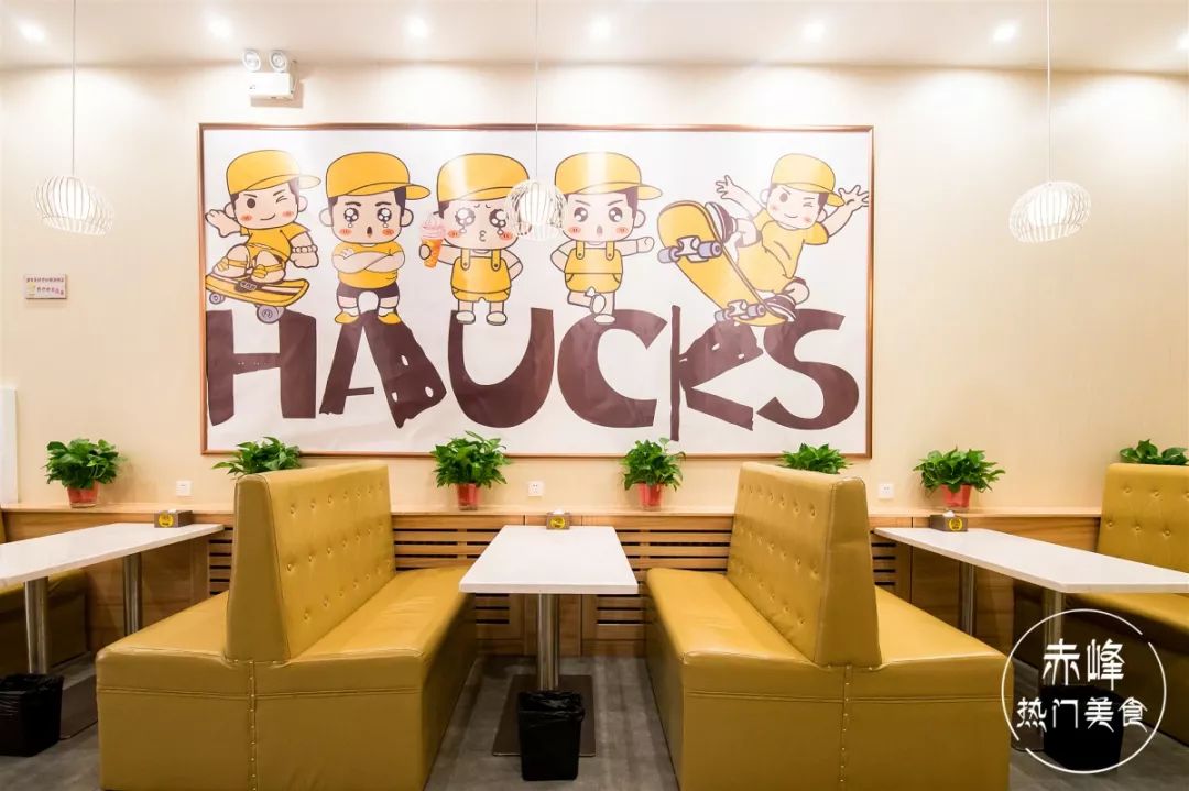 炸鸡汉堡披萨大餐,炸鸡汉堡跟披萨