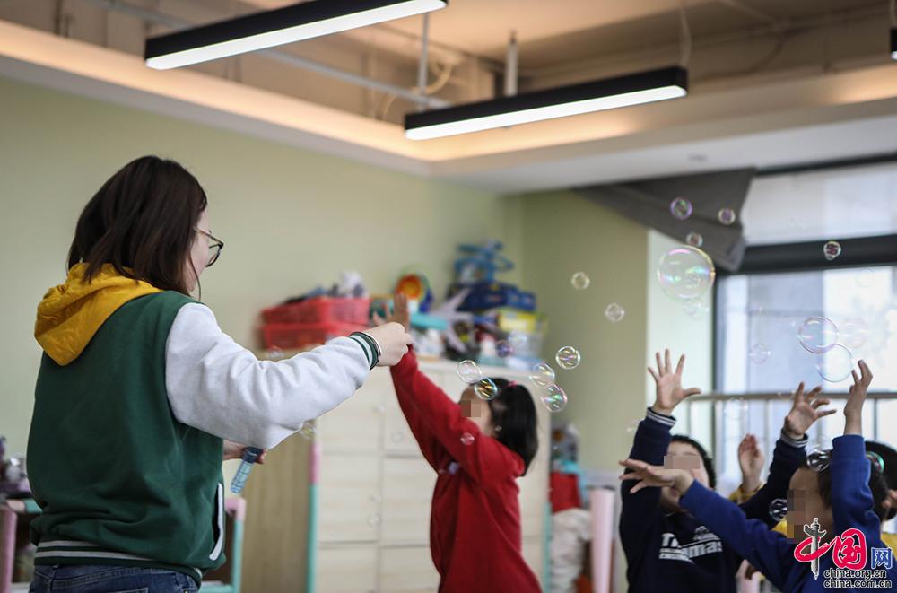 守护来自星星的孩子图片,守护星星的孩子