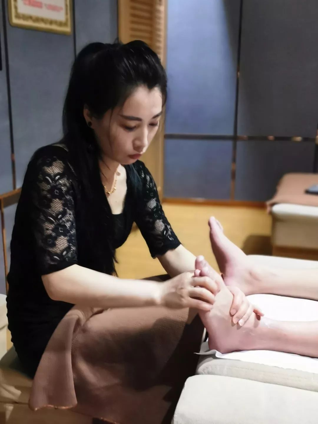 89元抢原价169元超值足疗+洗浴套餐！时长70分钟！节假日通用！服务超棒！