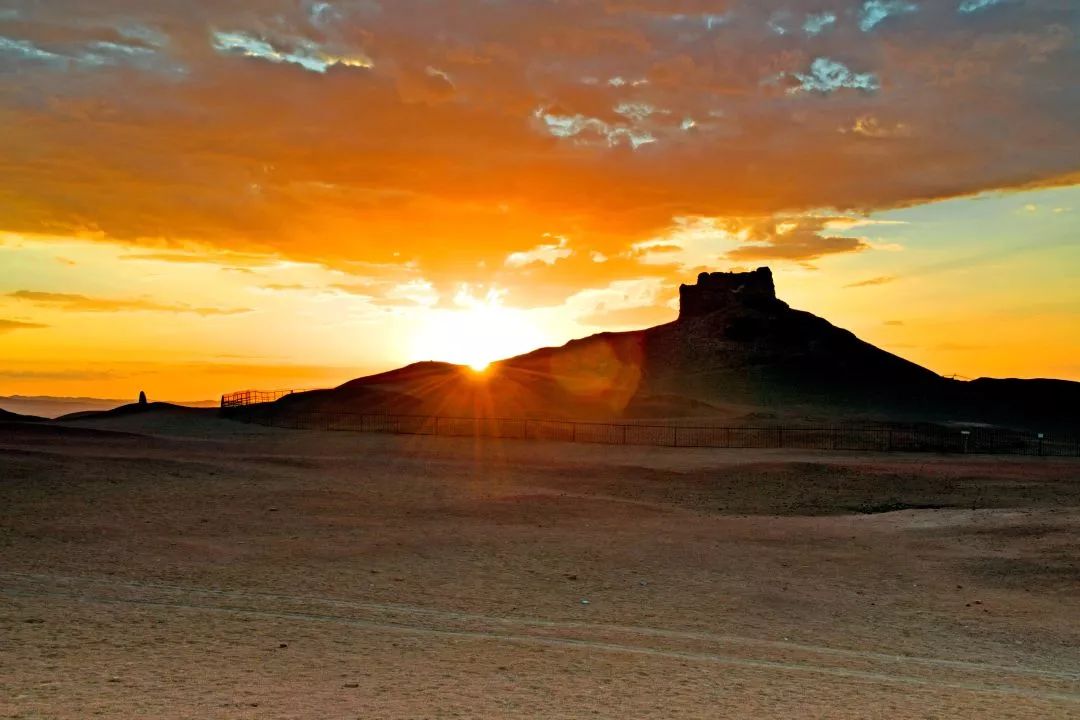 敦煌市阳关景区,阳关遗址敦煌旅游