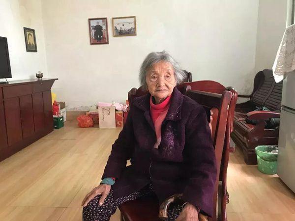 50年代大辫子姑娘老照片,70年代辫子姑娘老照片
