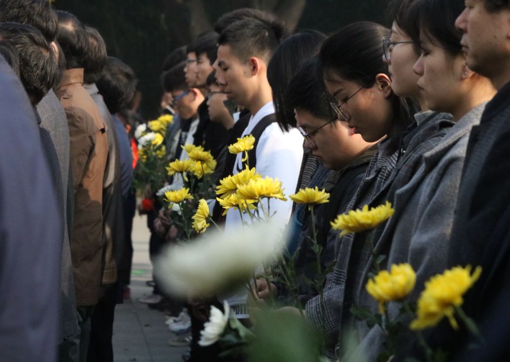 清明祭英烈活动大学,幼高专组织清明祭英烈
