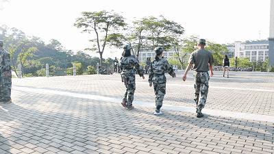 日本人发明的“随身空调”，1秒降温15℃，三伏天不流一滴汗