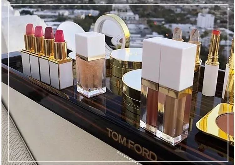 TF也出变色唇膏！这淘宝9.9质感是怎么回事？