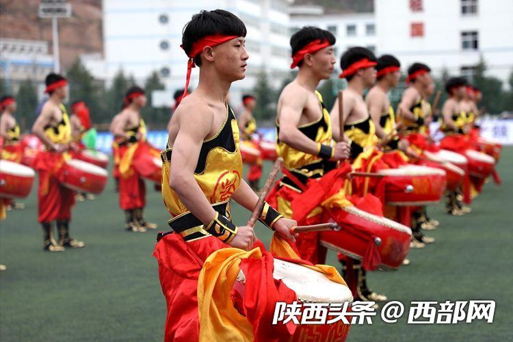 690支球队、1.7万余名球员“三级联赛”在陕掀起足球热潮