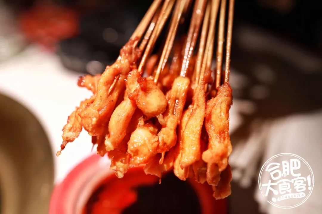 美蛙推荐便宜又好吃,等位两小时火锅