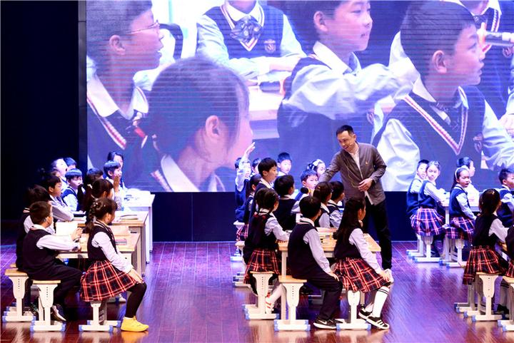 500人现场见证智慧教育“南湖之春”亮相海宁文苑小学