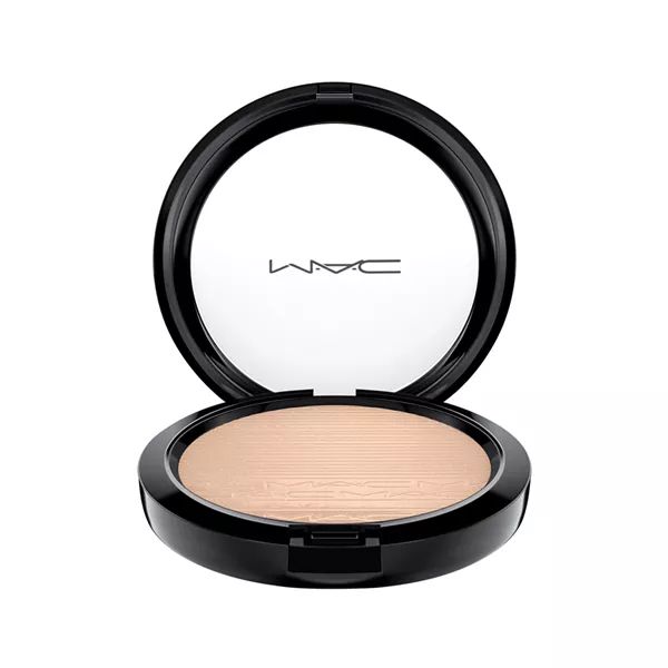 尖叫美妆|高光让人精神、精致、精力充沛，而且能照亮方圆几里