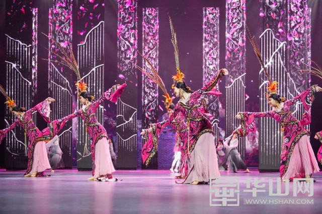 古今大战秦俑情张艺谋舞台剧,秦俑情舞台剧宣传图片