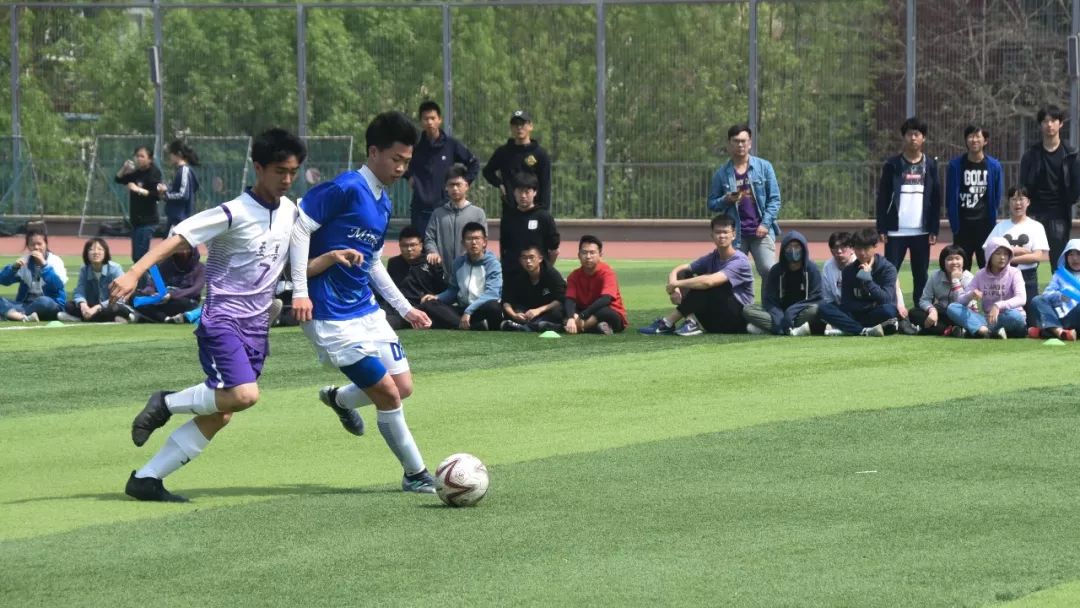 战报|王钟楠朱元易破门，李心研神奇门球吊射，明德3:0完胜至善获得第九届书院杯男足总冠军