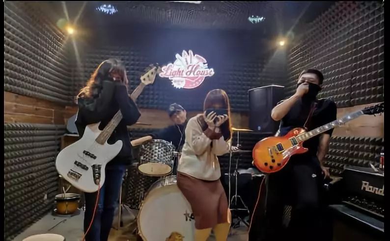 武汉3月电音节,武汉星空花海电音节