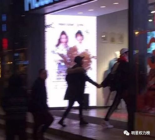 想恋爱又太怂！偶像失格说的就是Ta吧……