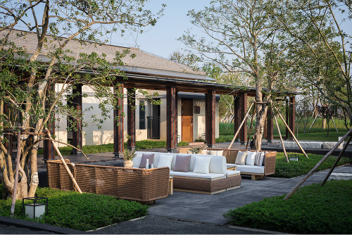 伶居设计｜保利云上西棠，一处村落售楼处设计