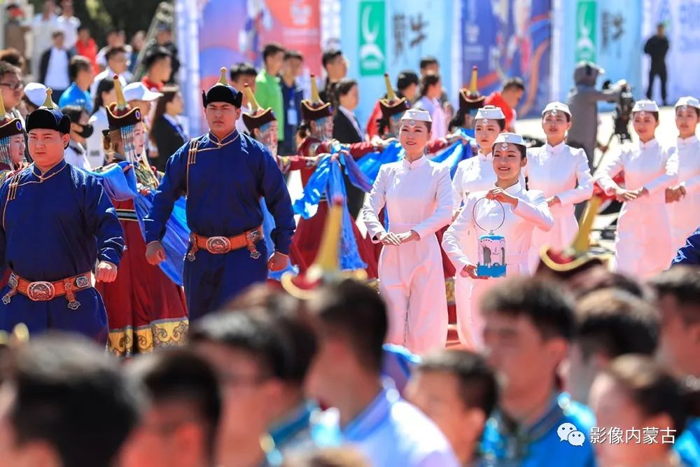 圣火点燃了,圣火已经点燃