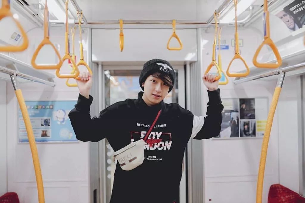 出道后出演过49部作品,出道五年应该有多少部作品