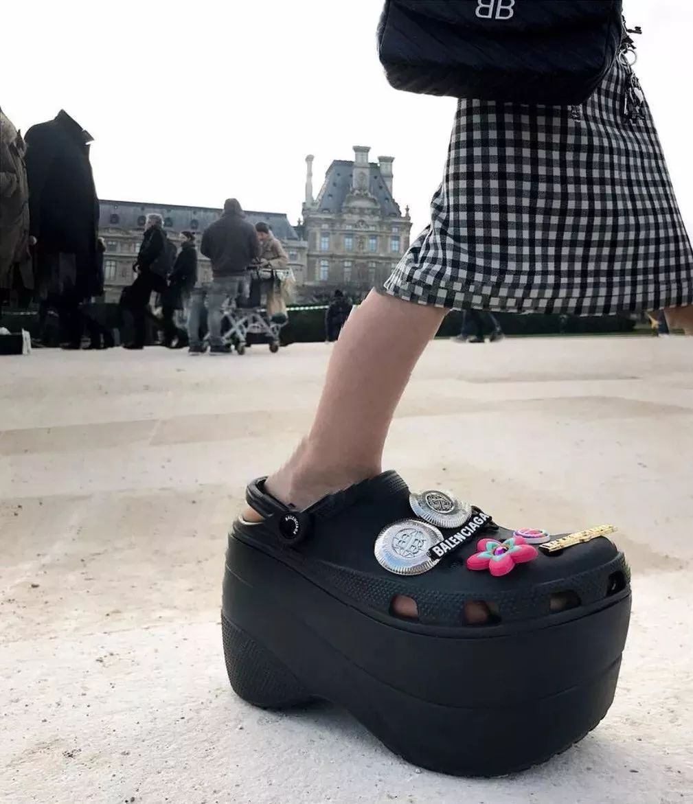 丑出天际系列,丑出天际的豆豆鞋