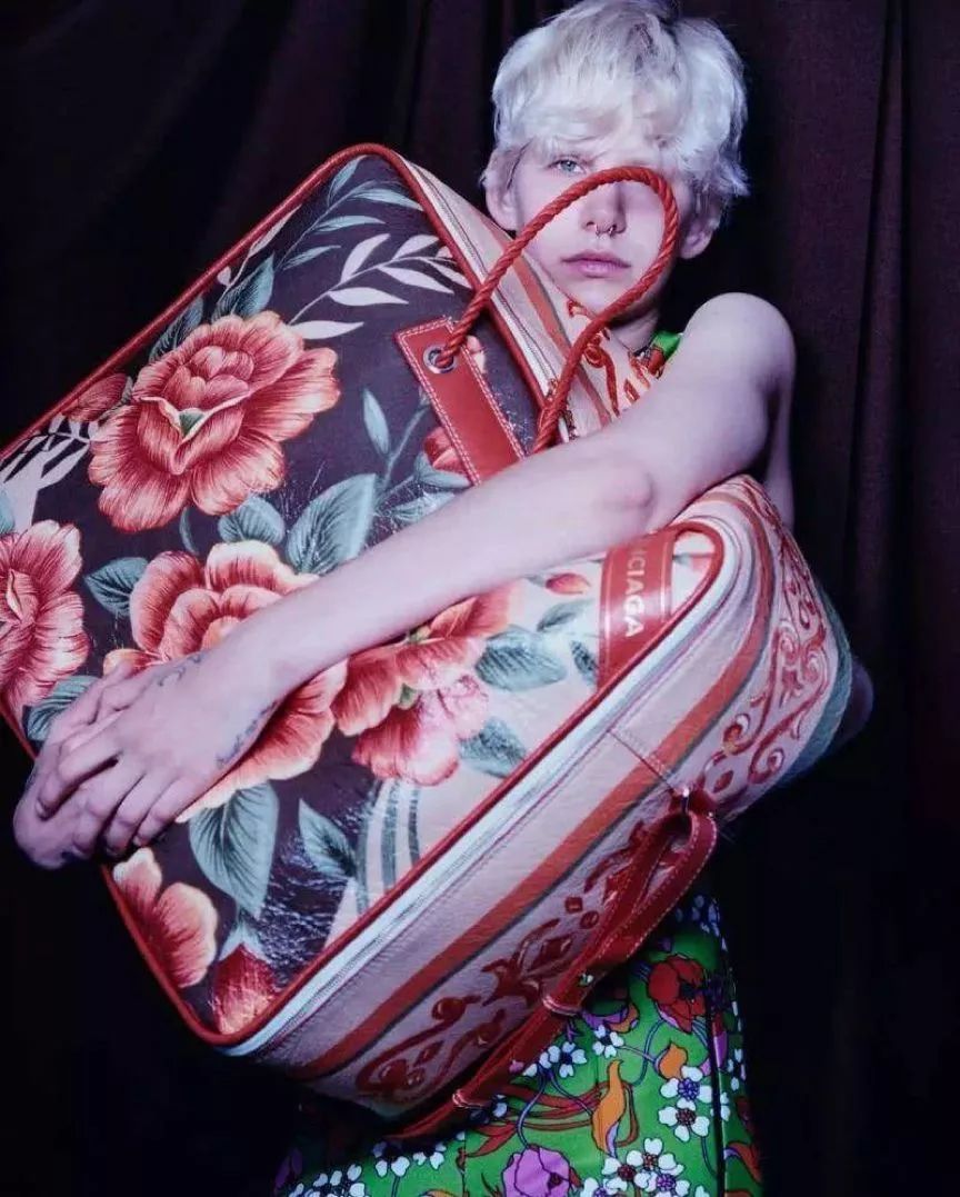 丑出天际系列,丑出天际的豆豆鞋