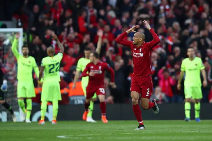 梅西对利物浦首回合集锦,伊斯坦布尔奇迹利物浦落后几球