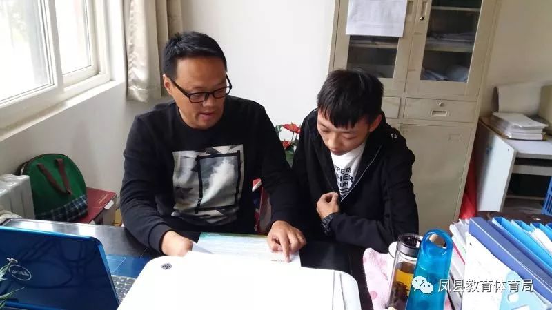 最美红烛先锋评选·师德先锋︱3号参评教师：刘云波