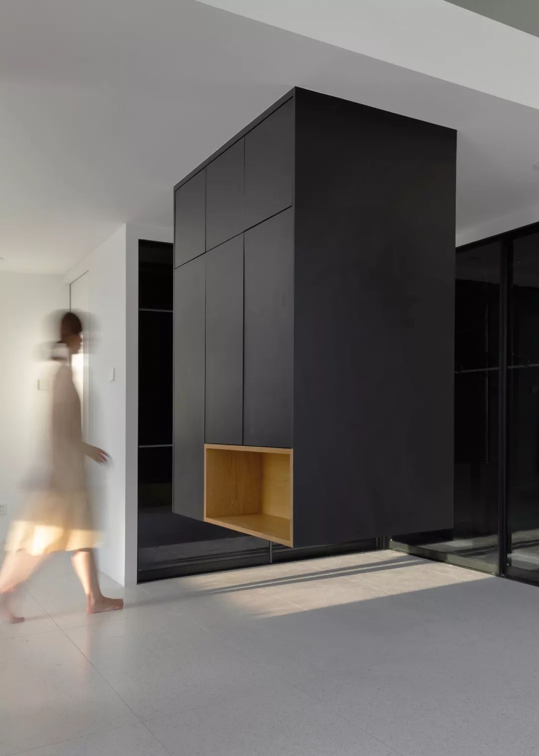 新豪宅时代，终于可以跟水晶灯、罗马柱说拜拜了！