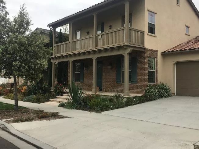 那个花808万买进耶鲁的21岁中国女孩，父亲竟是逃亡美国的通缉犯？？！