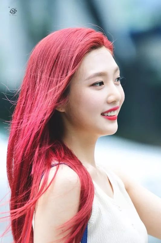 美人计|朴信惠和允儿的发色真显肤白啊！