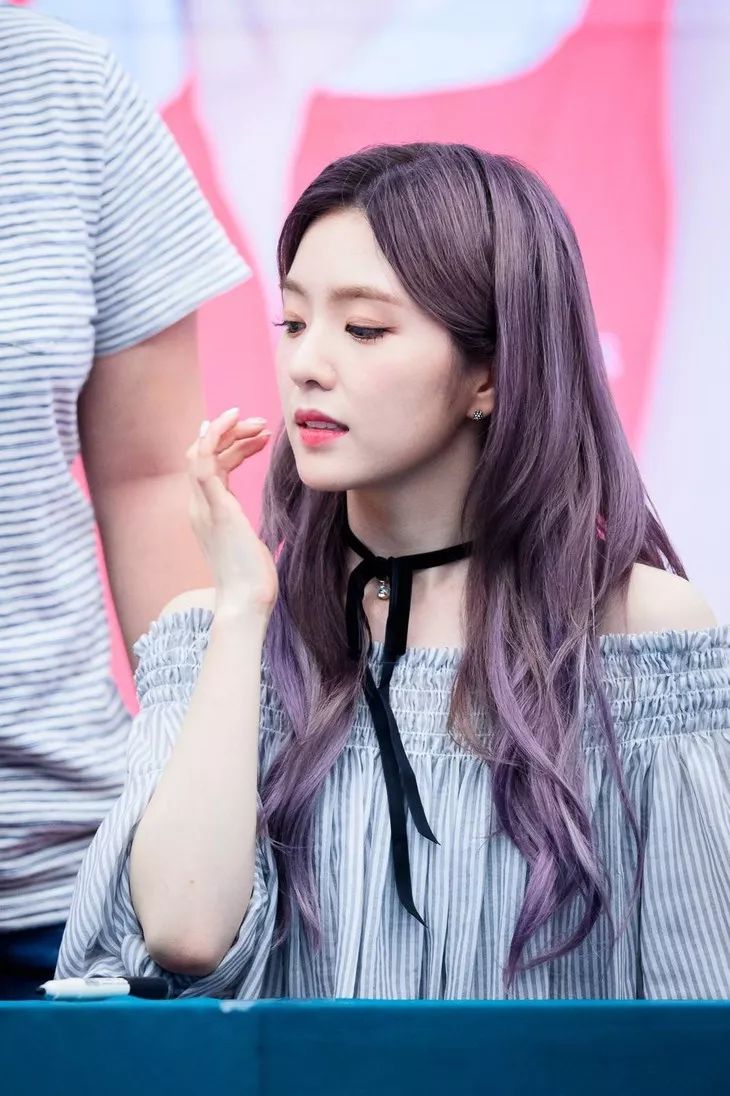 美人计|朴信惠和允儿的发色真显肤白啊！