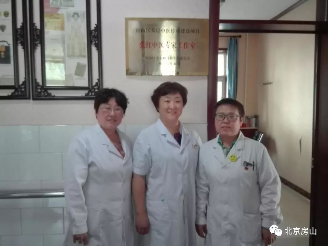 “张红医生是我们健康的守卫者！”