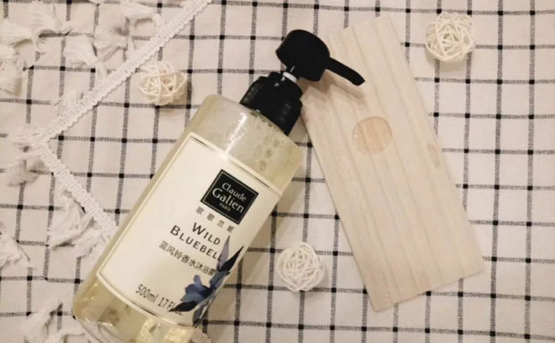 一瓶水止痒,后背长痱子很痒怎么解决