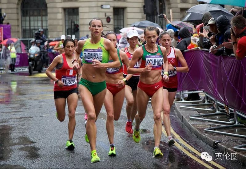 不贴胸垫跑马拉松,跑马拉松不戴胸贴