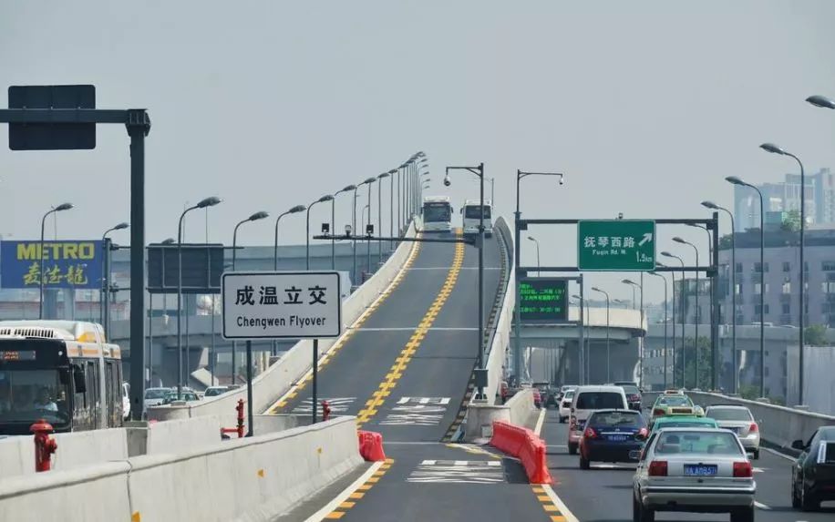 在成都市生活住哪个区比较好,在成都住一个月是租房还是住酒店