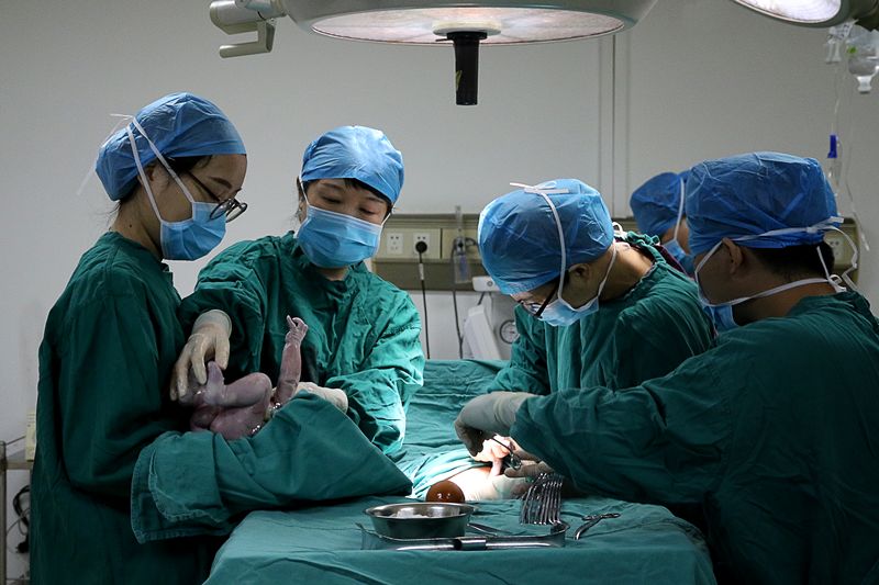 【感人】打动你的15个暖心医护故事...赚足眼泪~